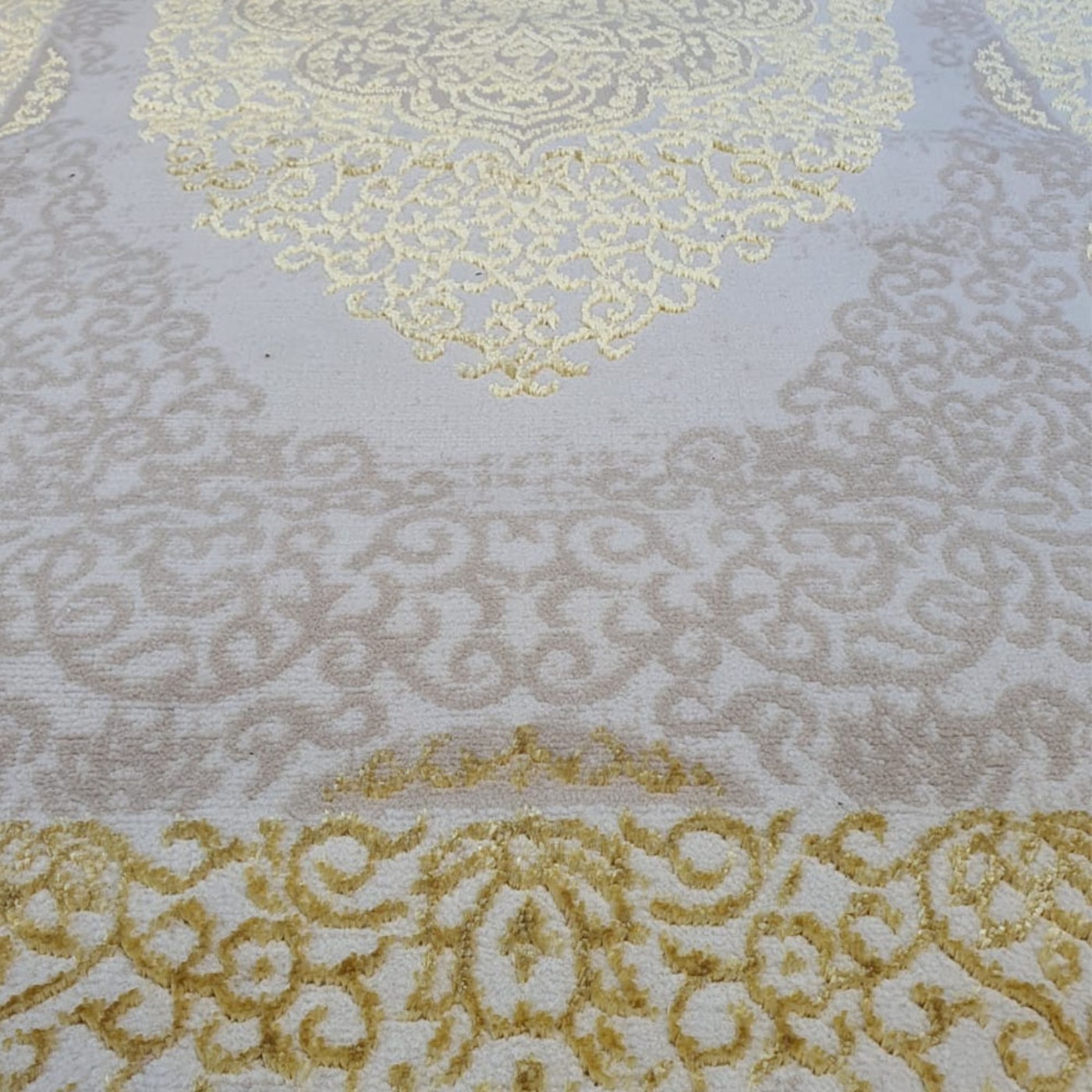 Alfombra Gold Queen / 150x81